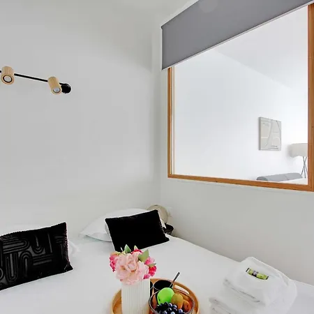 Accueillant Et Moderne - 2br 4p - Sacré Coeur Parigi